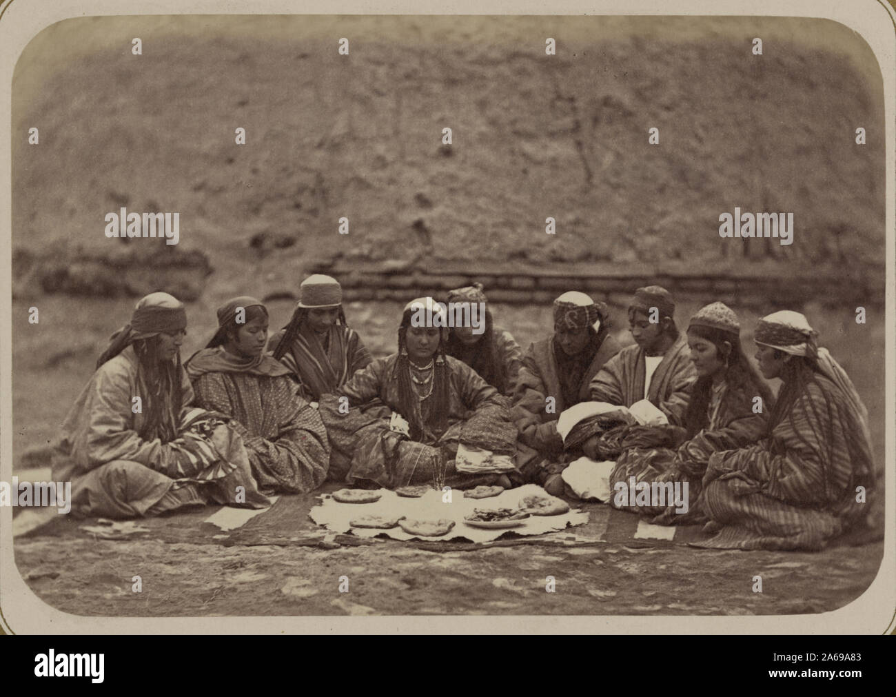 Zhenskie obychai u Tadzhikov. Zhenskii vtornik, Bibi-Seshambe Stockfoto