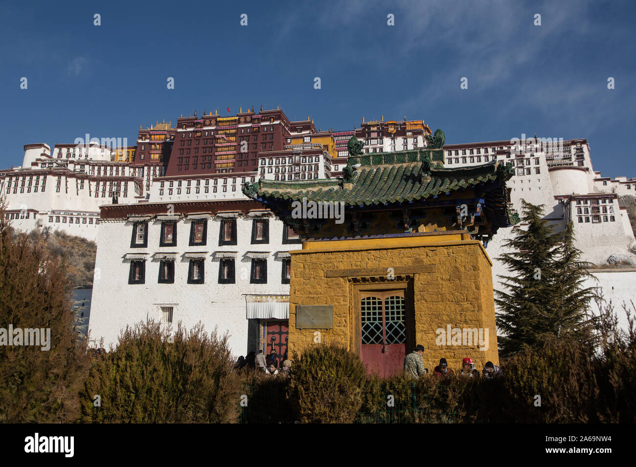 Die roten Palast oder Potrang Marpo Kronen der Potala Palast. Weltkulturerbe der UNESCO in Lhasa, Tibet. Stockfoto