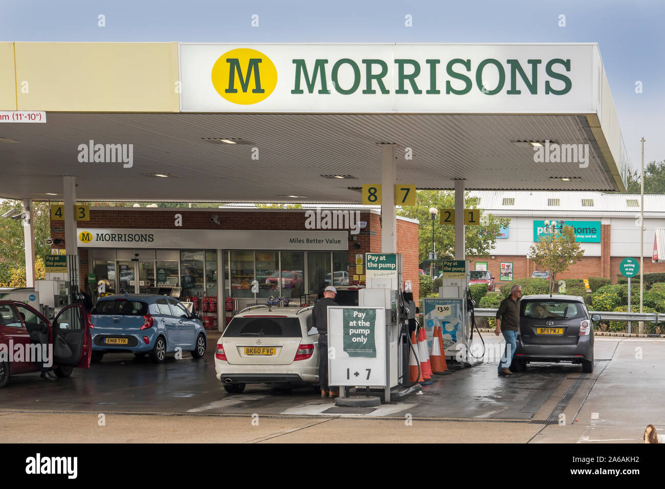 Morrisons, Benzin, Station, Kraftstoff, Service, Station, Dieselmotoren, Pumpen, Shop Stockfoto