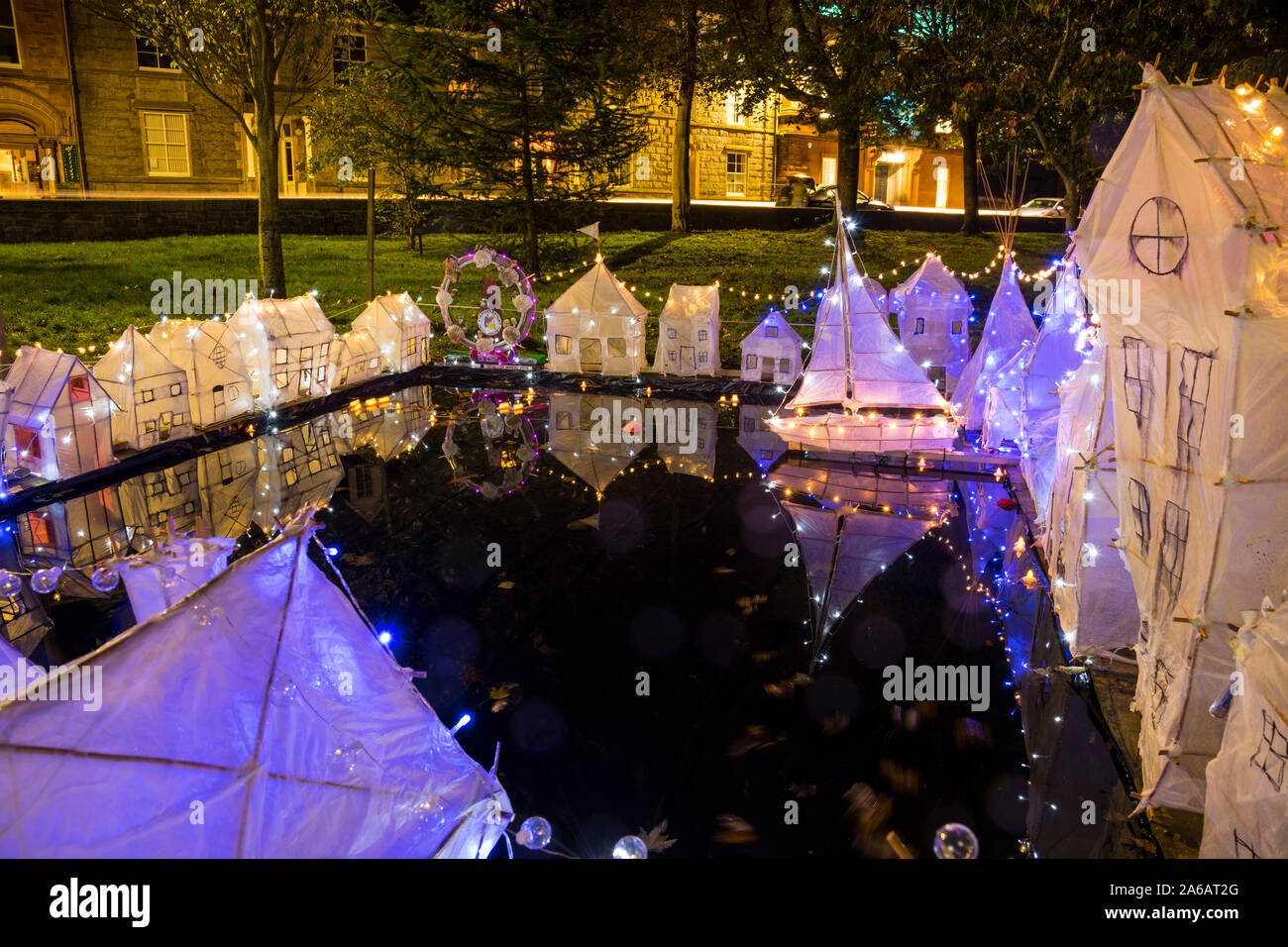 Modell eines Hafens in der kirkcudbright Festival des Lichts, Dumfries & Galloway, Scotland beleuchtet Stockfoto