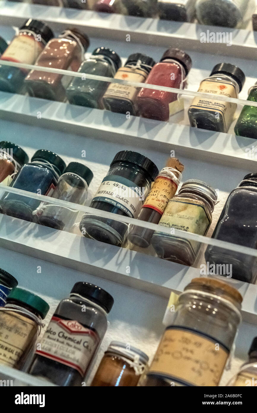 Anzeige der Farbstoff Proben am George Eastman Museum in Rochester NY Farbstoffe verwendet wurden iconic Technicolor film Look zu kreieren. Stockfoto