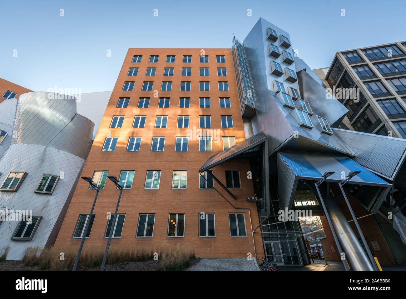 MIT Computational und Systembiologie Gebäude, moderne Gebäude von Frank Gehry in MIT, Boston entworfen Stockfoto