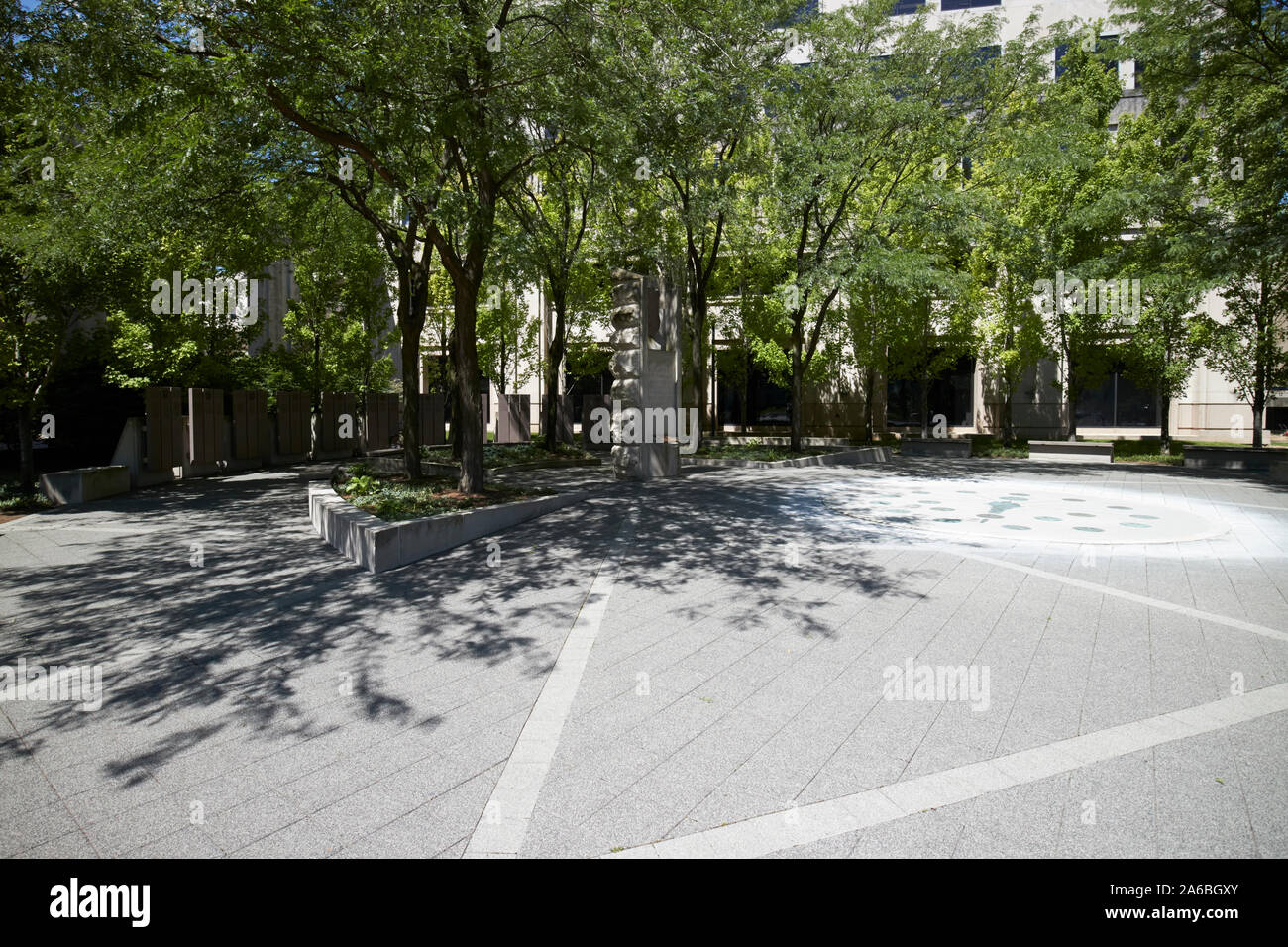 Indiana Strafverfolgung und Feuerwehrleute Memorial Garden Indianapolis Indiana USA Stockfoto