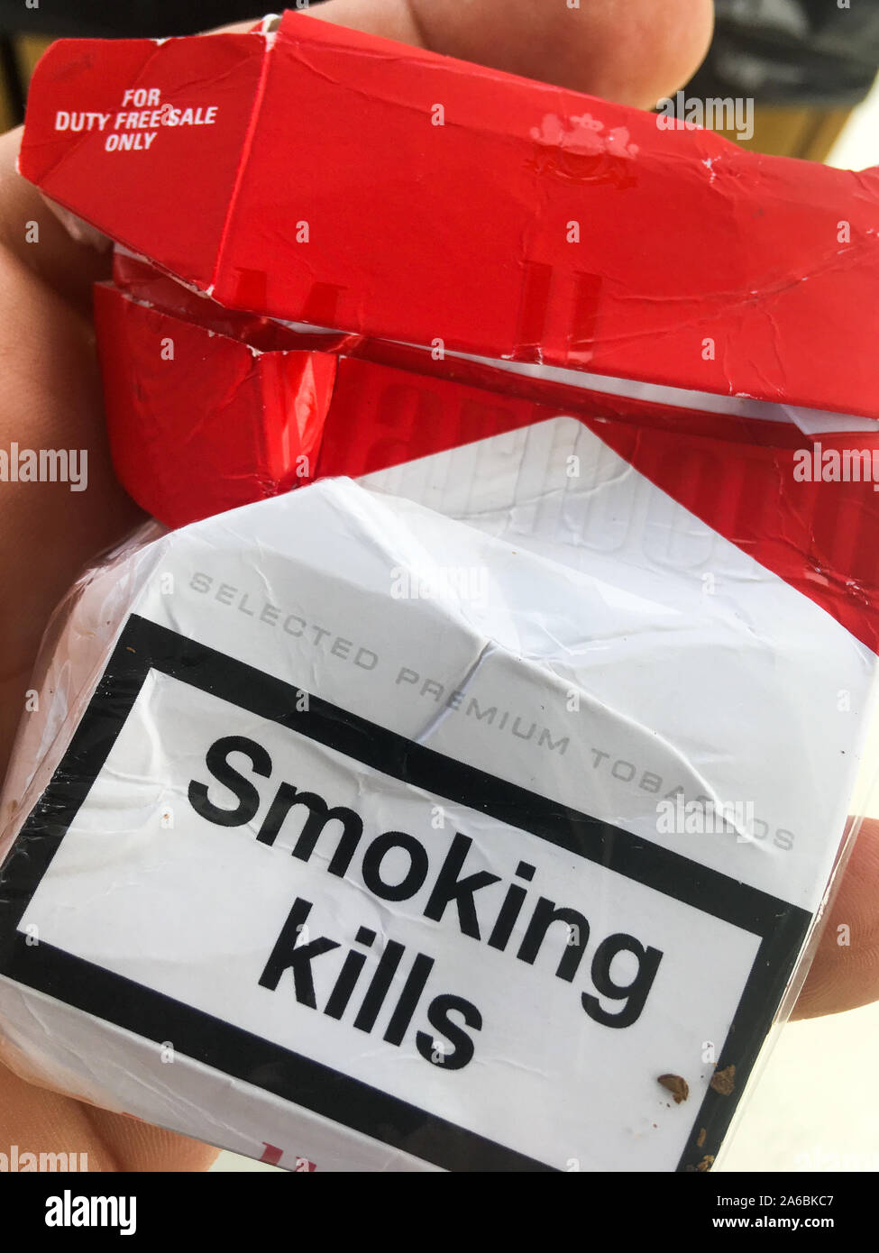Eine Packung Marlboro Zigaretten verkauft in Duty-free-Shop, Frankreich Stockfoto