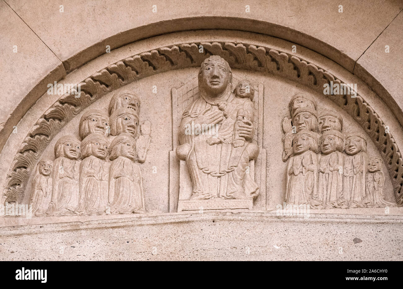 Italien Emilia Romagna - Fidenza San Donnino Dom-external-Lunetta - Madonna mit Kind Stockfoto