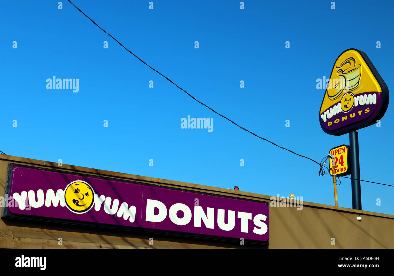 Yum Yum Donuts auf der Melrose Avenue, Los Angeles Stockfoto