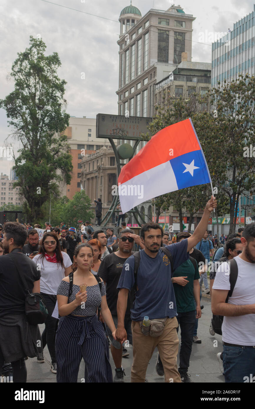 Chile Proteste. La Marcha más Grande de Chile, mehr als 1 Millionen Demonstranten Stockfoto
