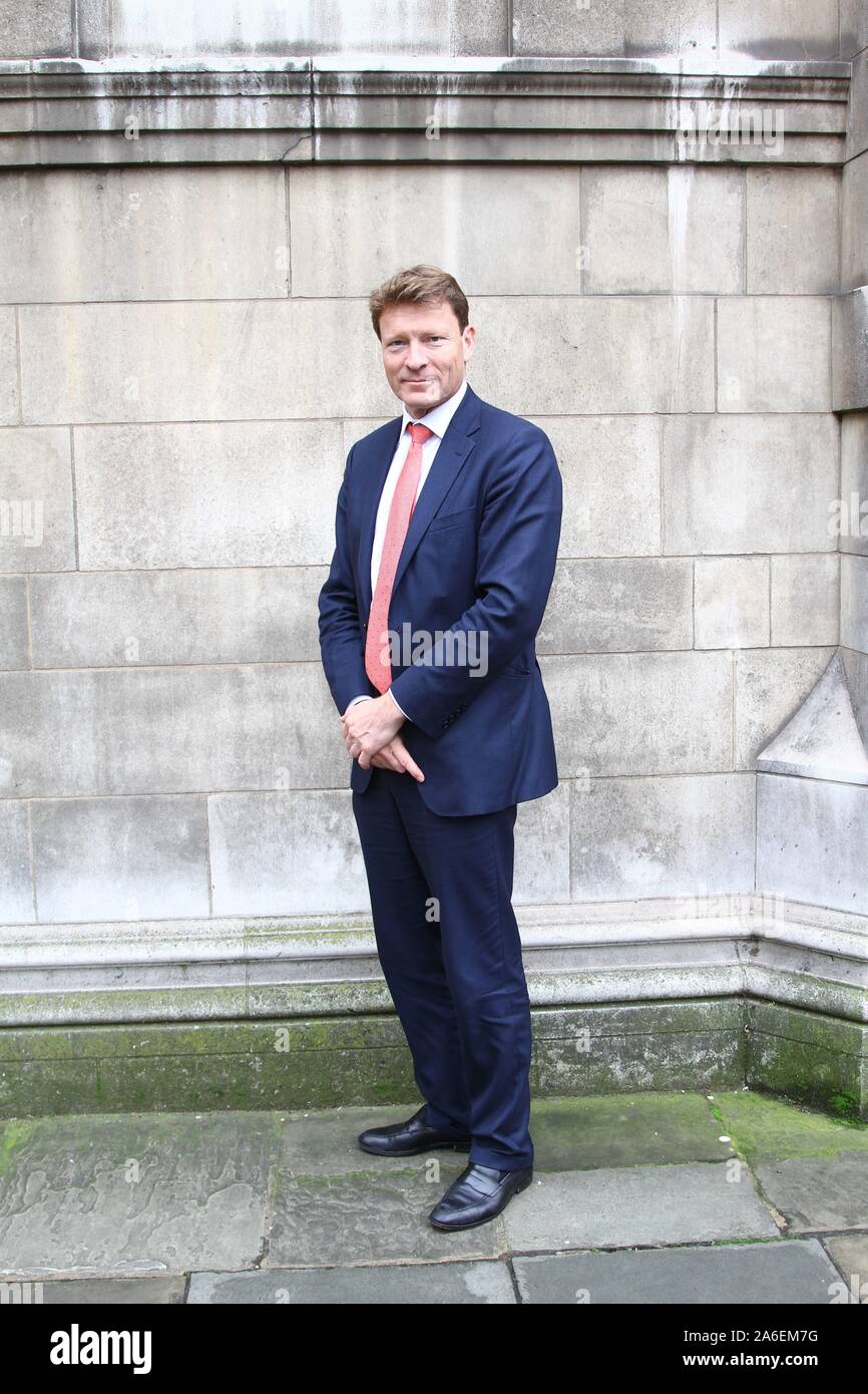 Richard Tice Vorsitzender des Brexit Partei dargestellt in Westminster am 25. Oktober 2019. Richard James Sunley Tice ist Mitglied des Europäischen Parlaments für den Osten von England. [Mdep] Europaabgeordnete. Die britischen Politiker. Politik. Großbritannien Politik. Brexit. Verlassen bedeutet verlassen. Stockfoto