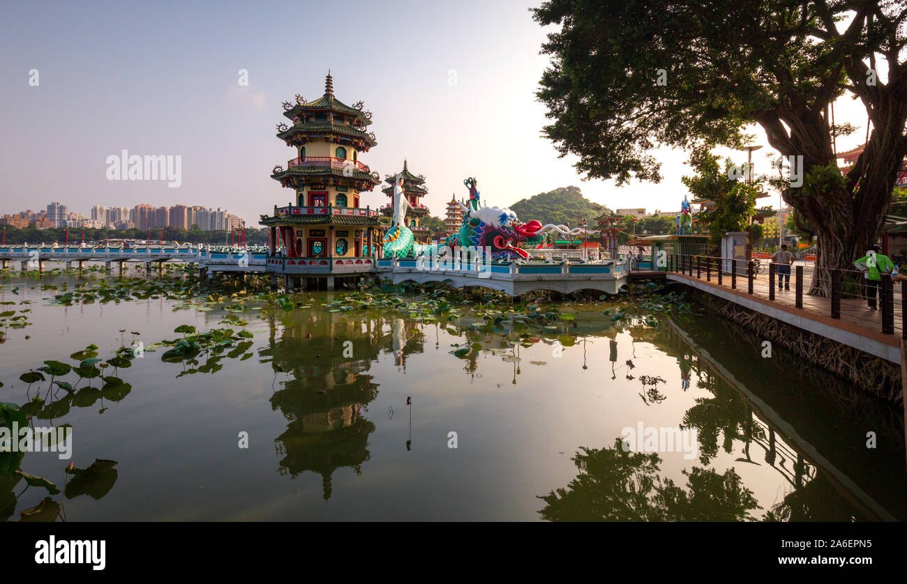 Lotus Teich Pagoden, Kaohsiung, Taiwan Stockfoto