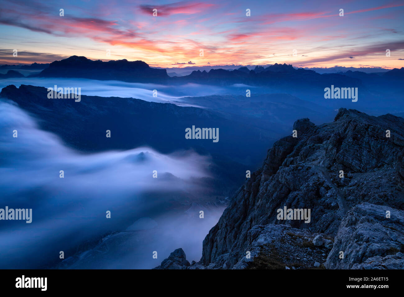 Der Blick vom Monte Lagazuoi, in den italienischen Dolomiten Stockfoto
