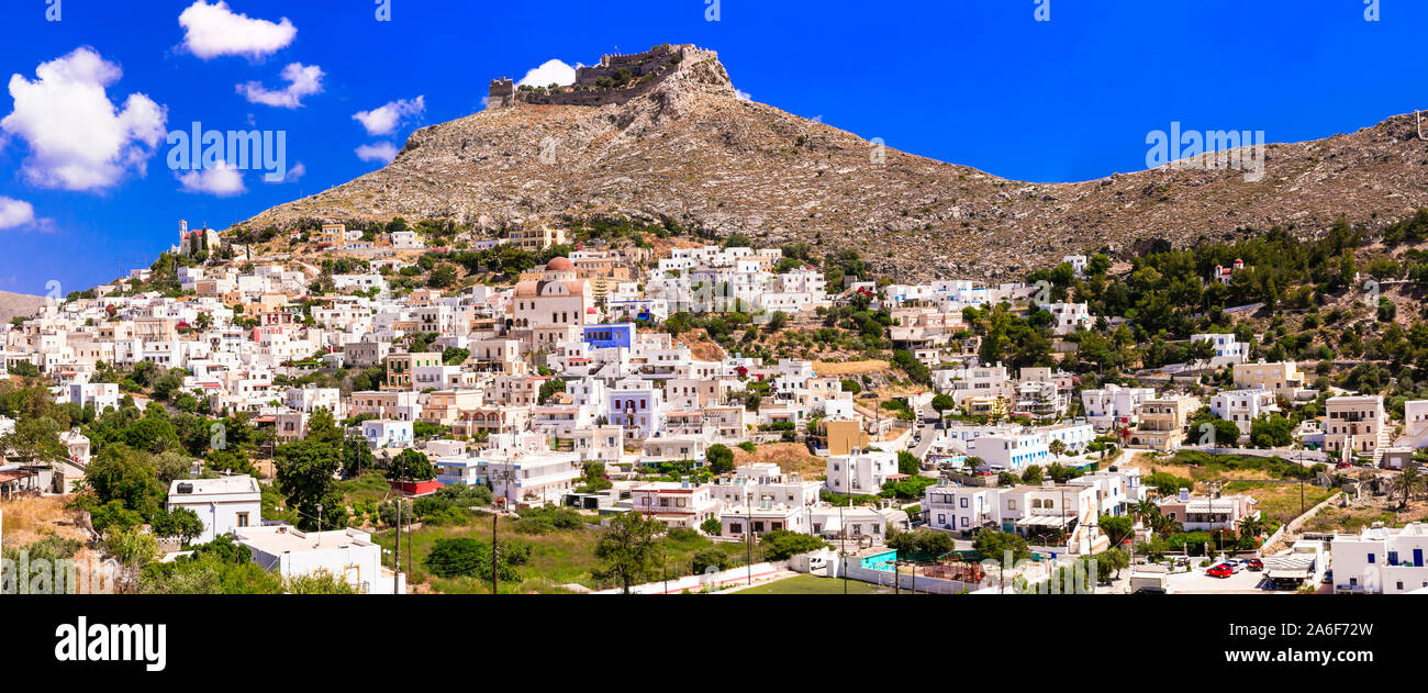 Leros - Schöne authentische Insel Griechenlands. Blick auf Platanos Dorf und Schloss auf der Oberseite. Dodekanes Stockfoto