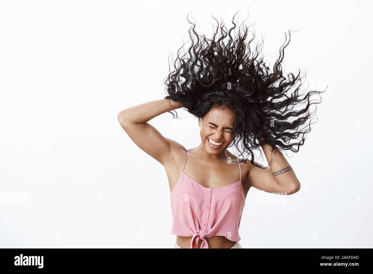 Wild Woman Dancing Stockfotos Und Bilder Kaufen Alamy