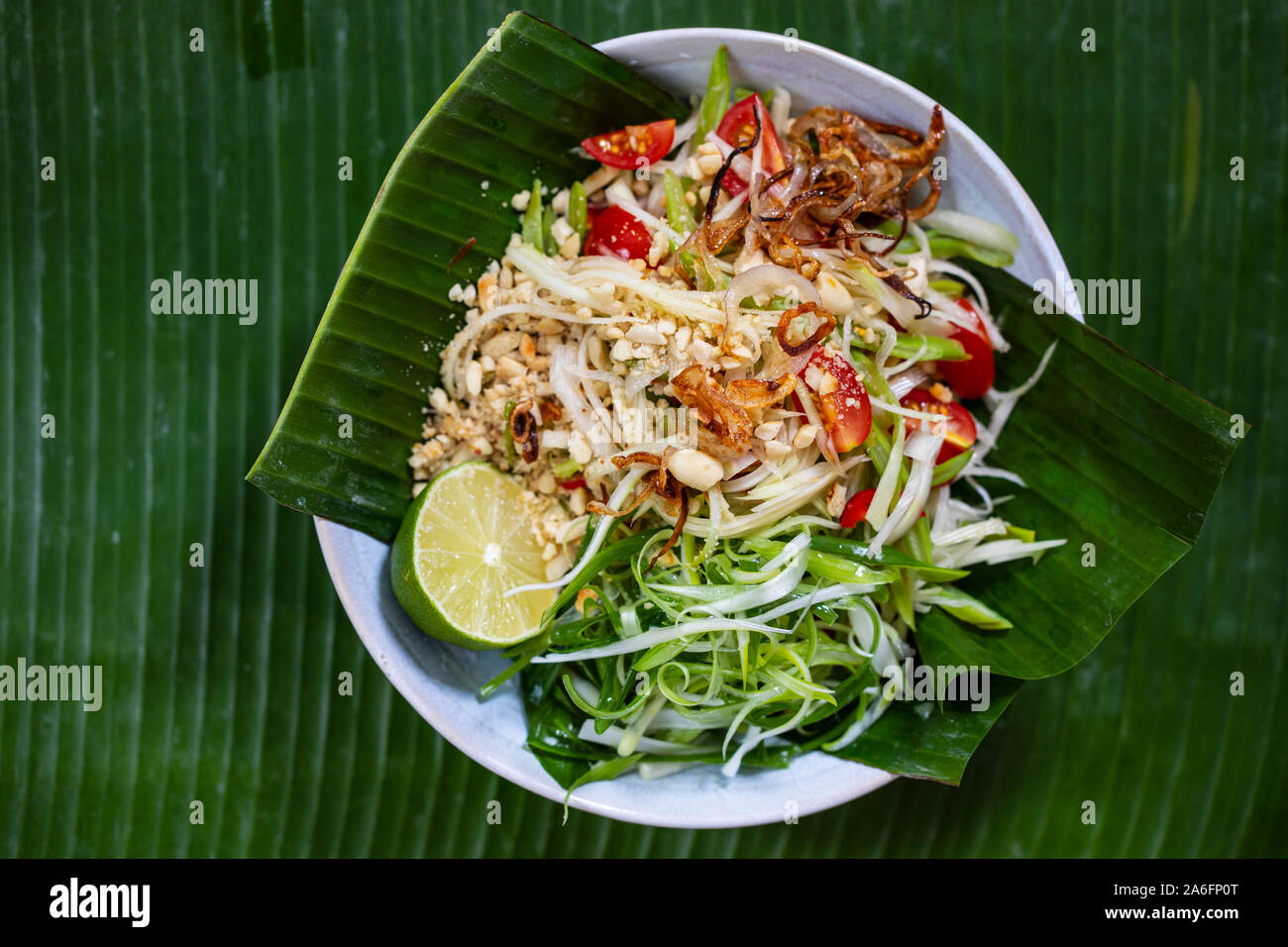 Traditionelle Thai Green Papaya Salat Stockfotografie - Alamy