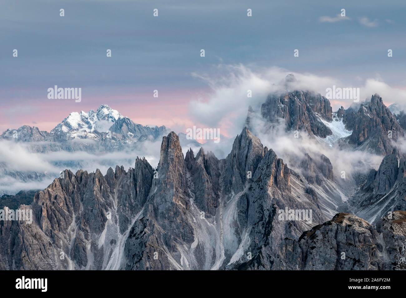 Die schroffen Gipfel der Cadini di Misurina, Sextner Dolomiten, Südtirol, Alto-Adige, Italien Stockfoto