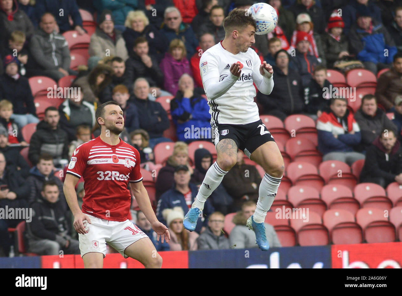 MIDDLESBROUGH, ENGLAND 26. Oktober während der Sky Bet Championship Match zwischen Middlesbrough und Fulham im Riverside Stadium, Middlesbrough am Samstag, den 26. Oktober 2019. (Bild: Tom Collins | MI Nachrichten) das Fotografieren dürfen nur für Zeitung und/oder Zeitschrift redaktionelle Zwecke verwendet werden, eine Lizenz für die gewerbliche Nutzung Kreditkarte erforderlich: MI Nachrichten & Sport/Alamy leben Nachrichten Stockfoto