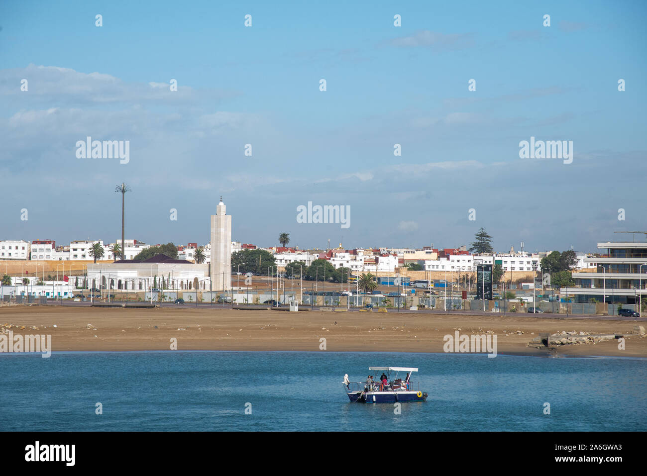 Blick auf die Stadt der modernen Teil von Rabat am Fluss in Marokko Stockfoto