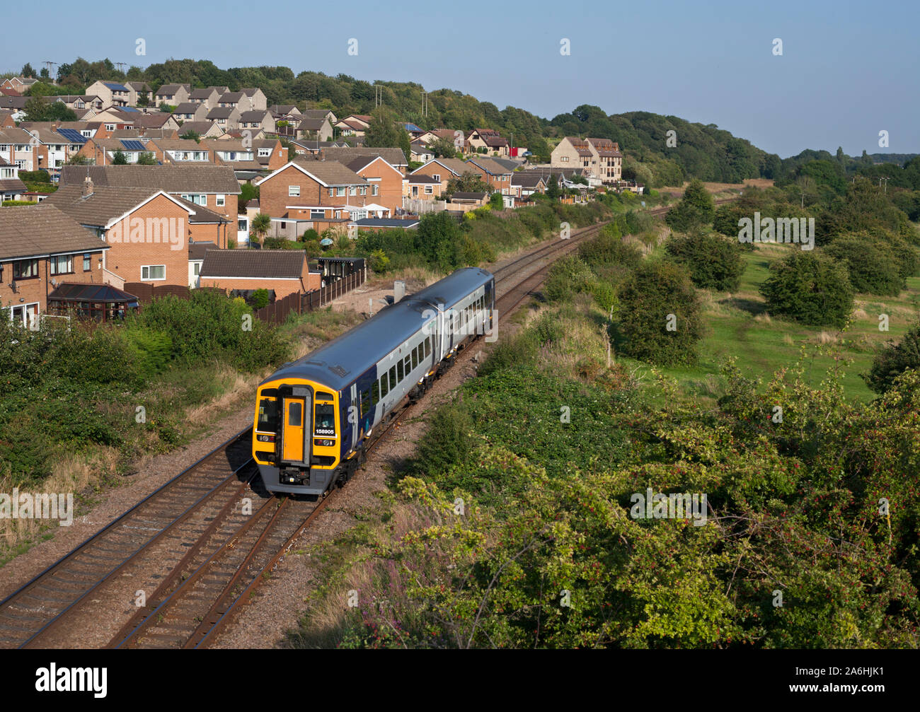 Arriva Northern Rail Class 158 Express sprinter Zug 158905 Kiveton Park, Nottinghamshire, Großbritannien Stockfoto