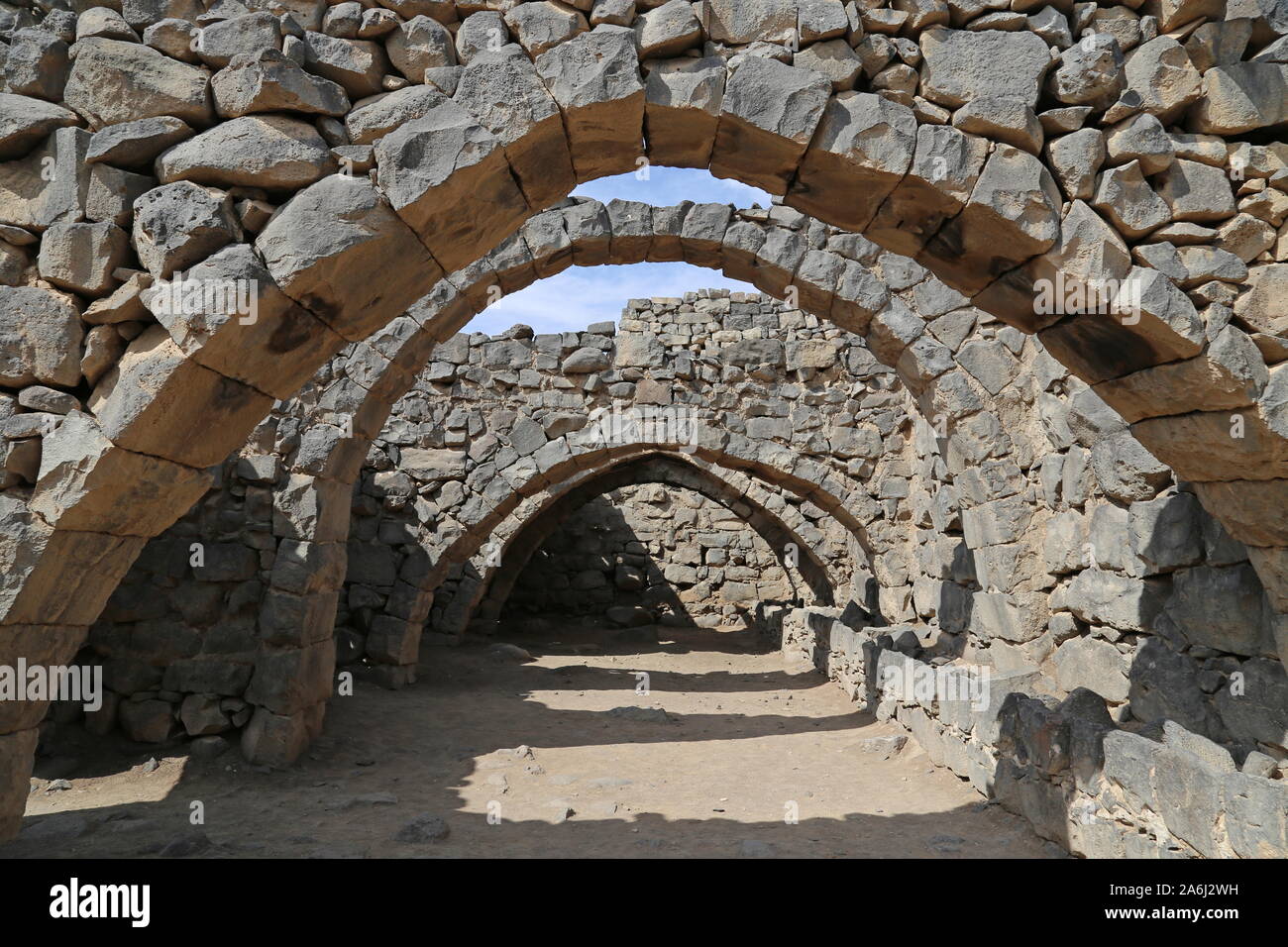 Bogenställe, Qasr Al Azraq, Wüstenschloss in römischer Zeit, Gouvernement Zarqa, Jordanien, Naher Osten Stockfoto