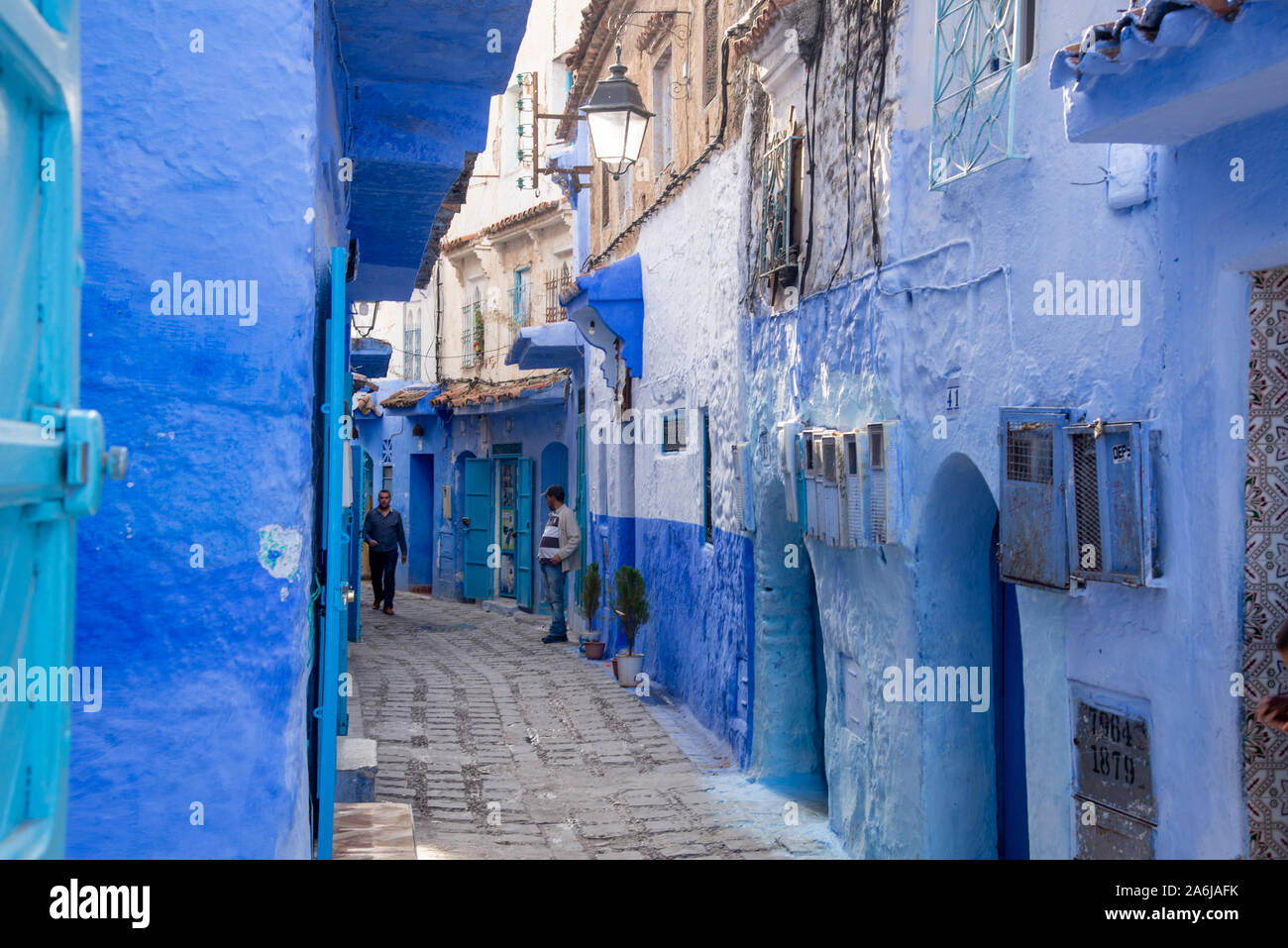 Blaue Häuser in Tanger in Marokko Stockfoto