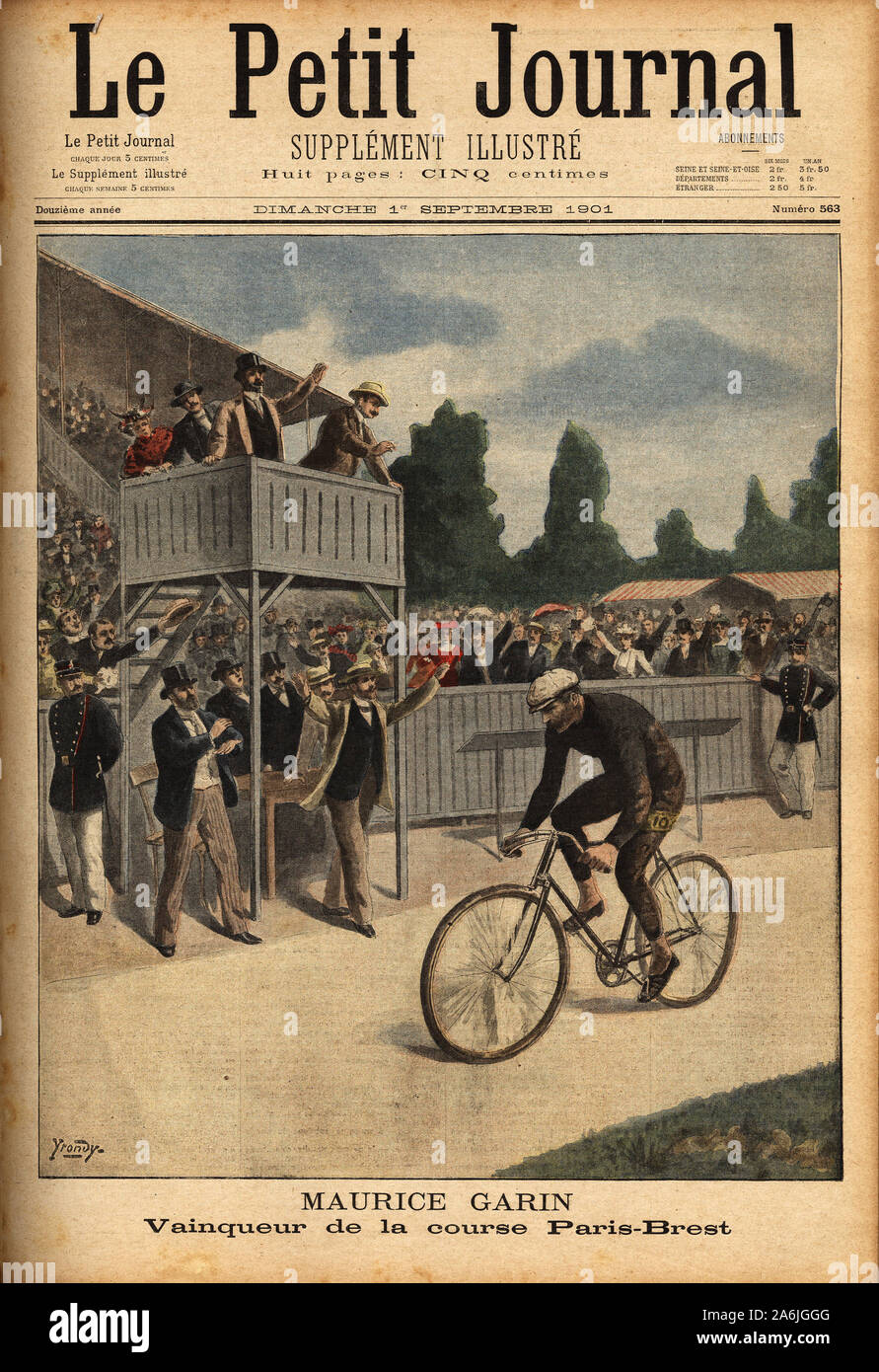 Le Sieger Coupe de la Kurs internationale de Velo entre Paris et Brest (1200 km), Maurice Garin, passe La Ligne d'arrivee dans le Stade de Bres Stockfoto