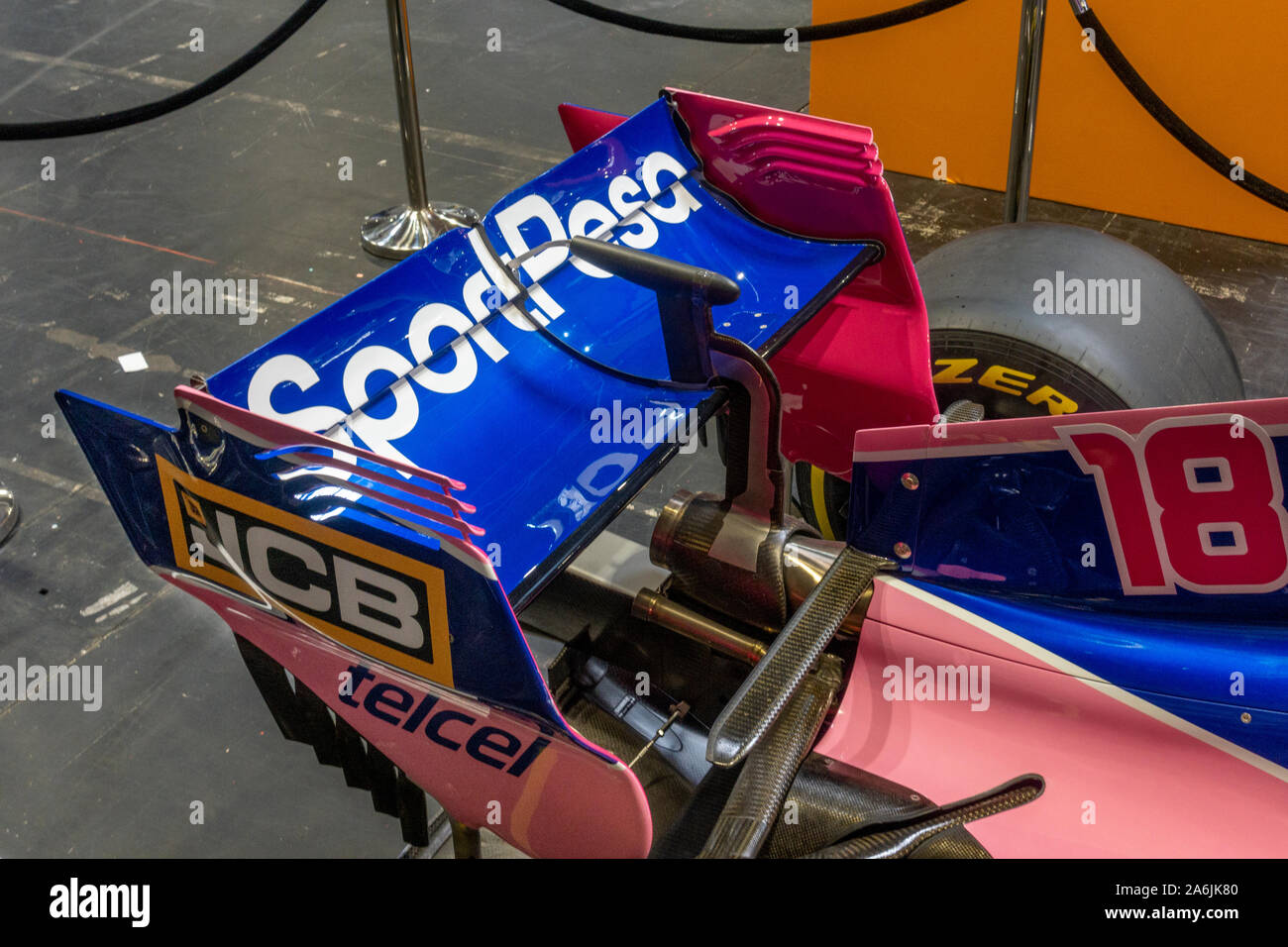 Nahaufnahme einer Racing Point Formel 1 2019 Auto auf der Big Bang Fair 2019, NEC, Birmingham, UK. Stockfoto