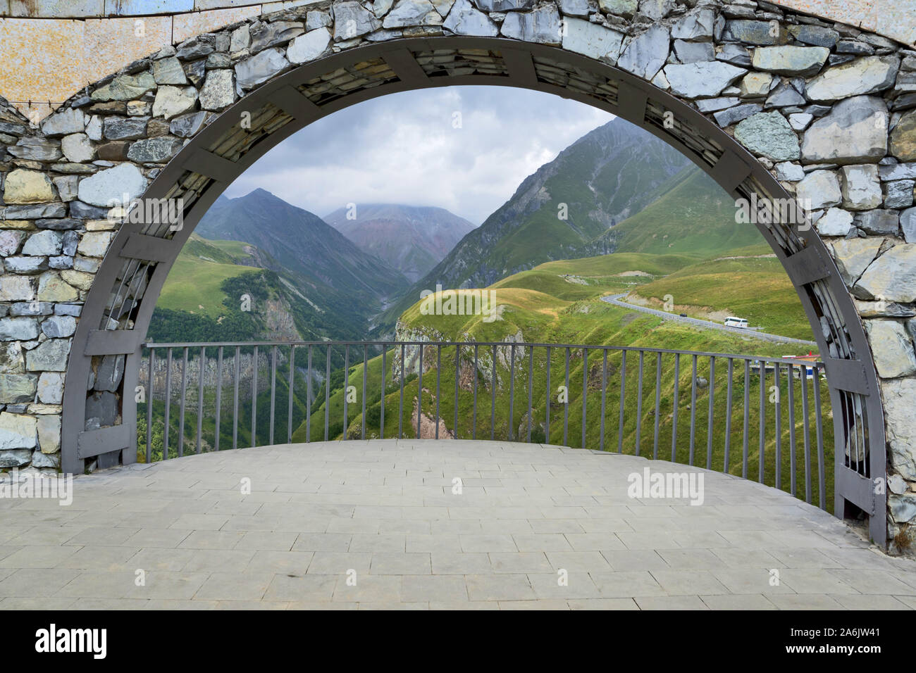 Georgien, Kaukasus: Russland - Georgien Friendship Monument, Devil's Tal Stockfoto