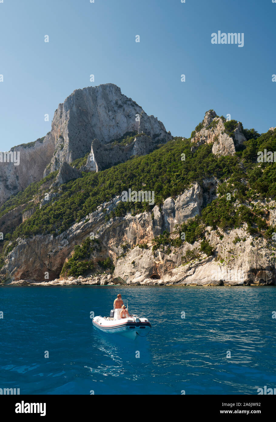 Die Erkundung von Tag Boot die spektakuläre Küste des Golfs von Orosei Küste im Nationalpark Gennargentu/Ogliastra Nuoro Sardinien Italien Europa Stockfoto