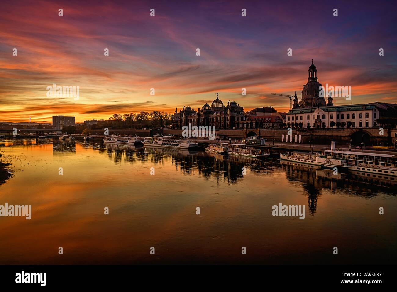 Elbe River Dresden Stockfotos Elbe River Dresden Bilder