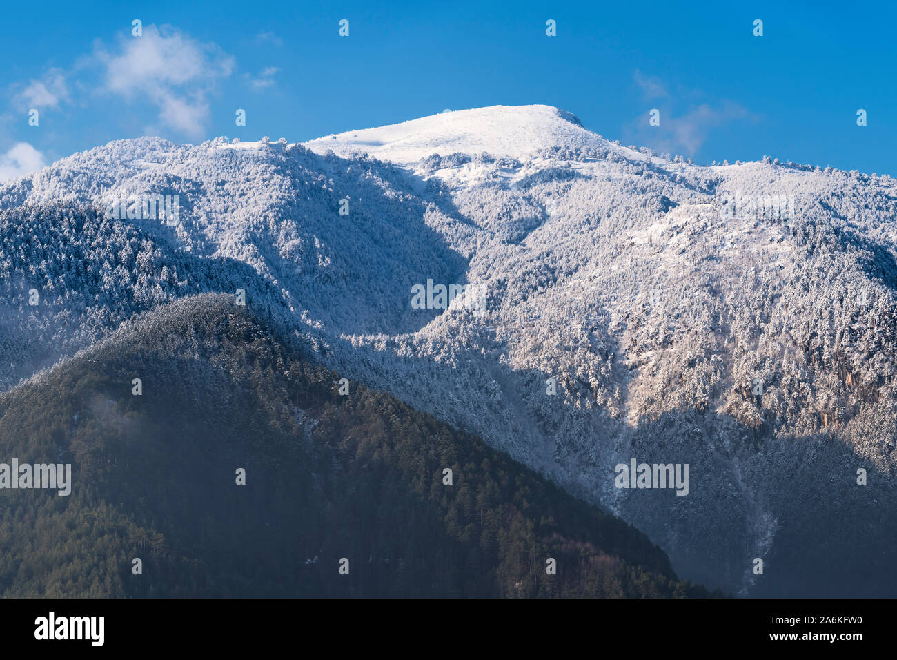 Bergberg olymp -Fotos und -Bildmaterial in hoher Auflösung – Alamy