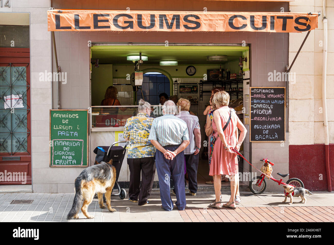 Barcelona Spanien, Katalonien Catalunya, El Clot, Llegums Cuits, Fachgeschäft, Vordereingang, Nachbarschaft gekochte Lebensmittel Hülsenfrüchte Gemüse, m Stockfoto