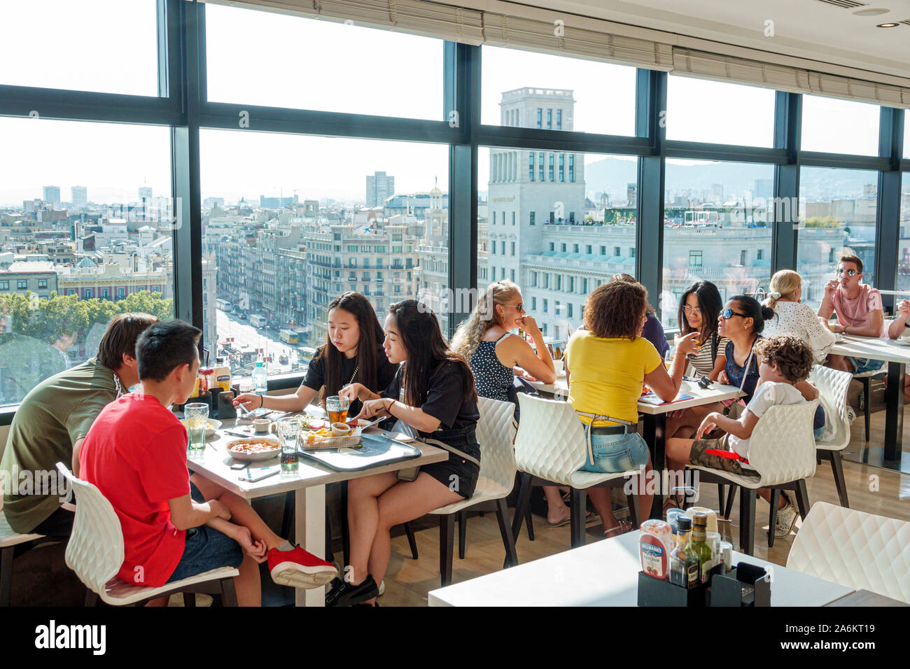 Barcelona Spanien, Catalonia Plaza Placa de Catalunya, El Corte Ingles, Kaufhauskette, Dachterrasse, La Placa Gastro Mercat, Restaurant, Tische, Panoramablick Stockfoto