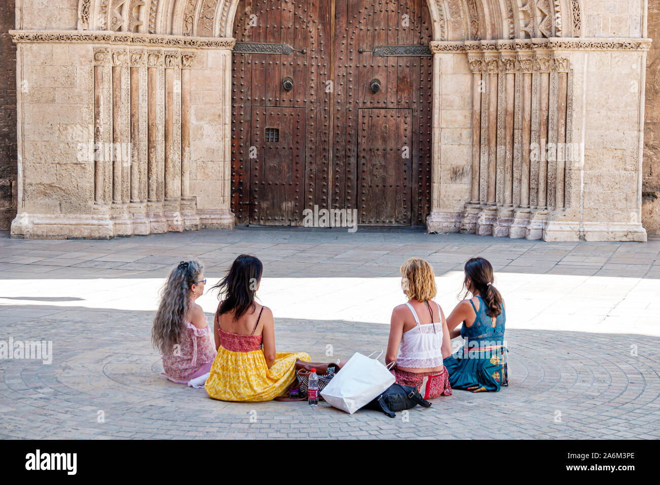 Valencia Spanien Hispanic,Ciutat Vella,Altstadt,Altstadt,Plaza de l'Almoina Platz,Metropolitan Cathedral Basilica of the Mariä Himmelfahrt Stockfoto