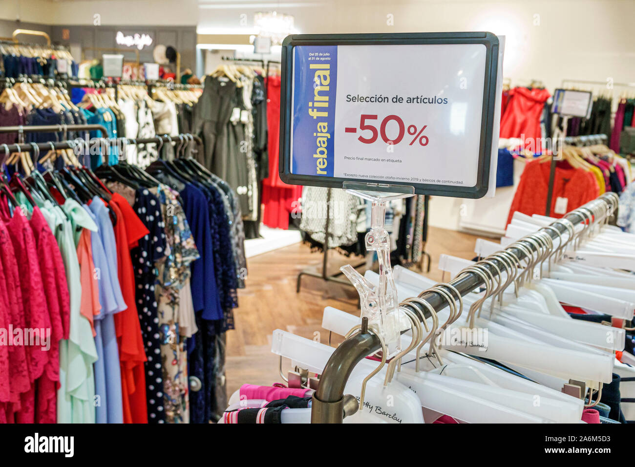 Valencia Spanien, lateinamerikanisches Latino, Ciutat Vella, Altstadt, Altstadt, Plaza de los Pinazo, El Corte Ingles, Kaufhaus, Inneneinrichtung, Einkaufspassi Stockfoto