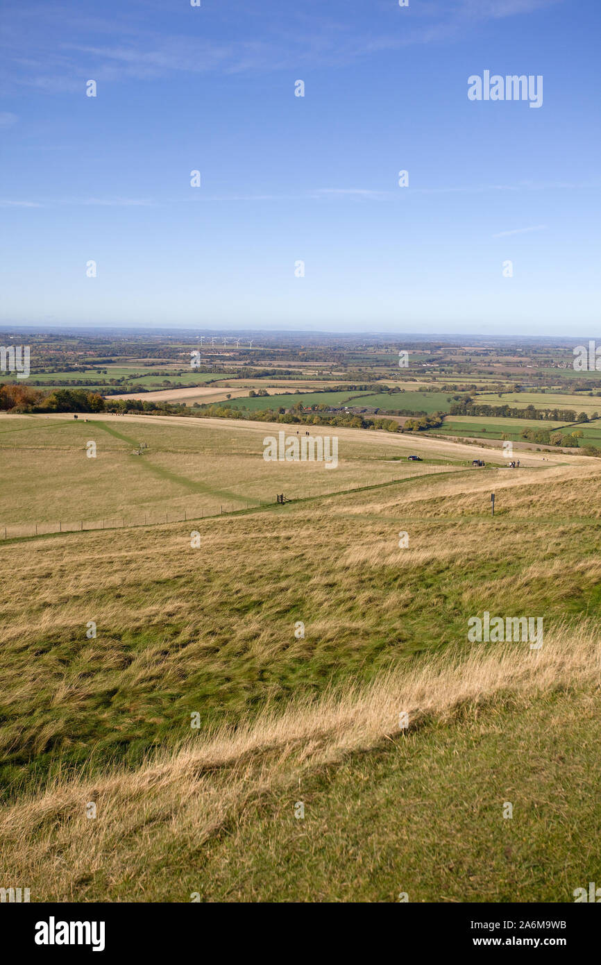 Blick von Uffington White Horse Hill, in Richtung Grafschaft Oxfordshire, England Stockfoto