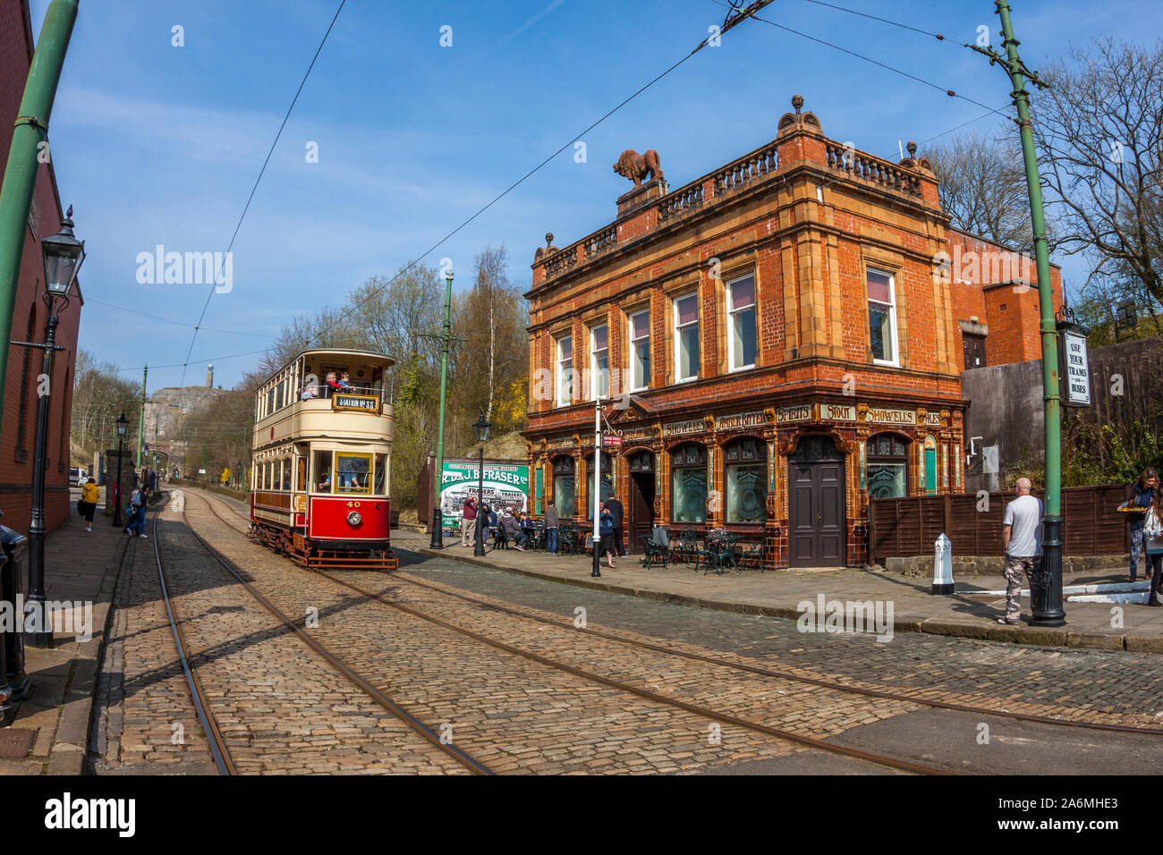 Die Straßenbahn an crich Straßenbahn Village, dem Nationalen Tramway Museum, Crich, Derbyshire Stockfoto