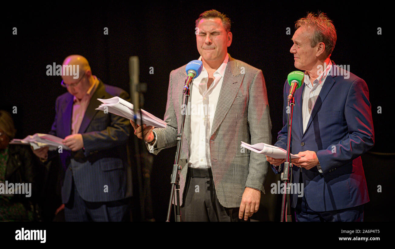 Little Britain stars Matt Lucas und David Walliams für wenig Brexit Aufnahme für Radio 4 bei 18 ausgestrahlt werden zu vereinen: 30 am 31. Oktober 2019. Stockfoto