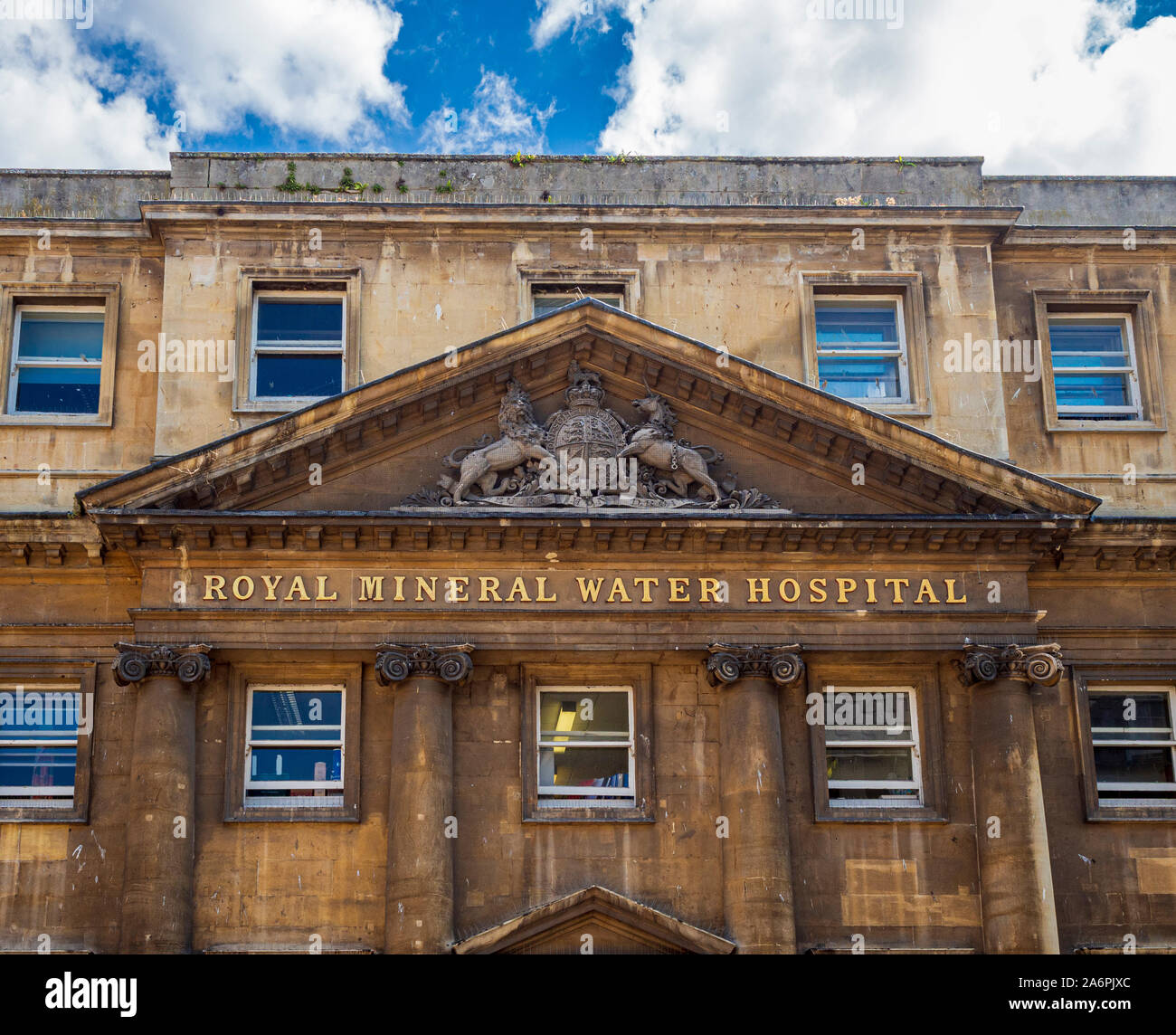 Royal Mineralwasser Krankenhaus Zeichen auf Gebäude, Badewanne, Somerset, UK. Stockfoto
