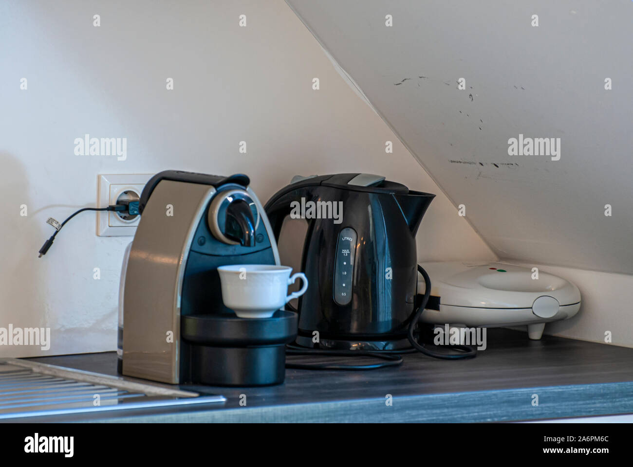 Nespresso Kaffeemaschine in der Küche Stockfoto
