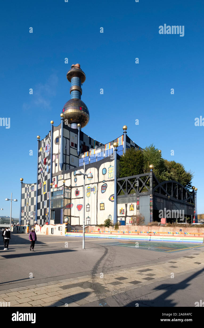 Müllverbrennungsanlage Spittelau (Müllverbrennungsanlage Spittelau), Fernwärme, von Hundertwasser, Spittelau, Wien, Österreich. Stockfoto