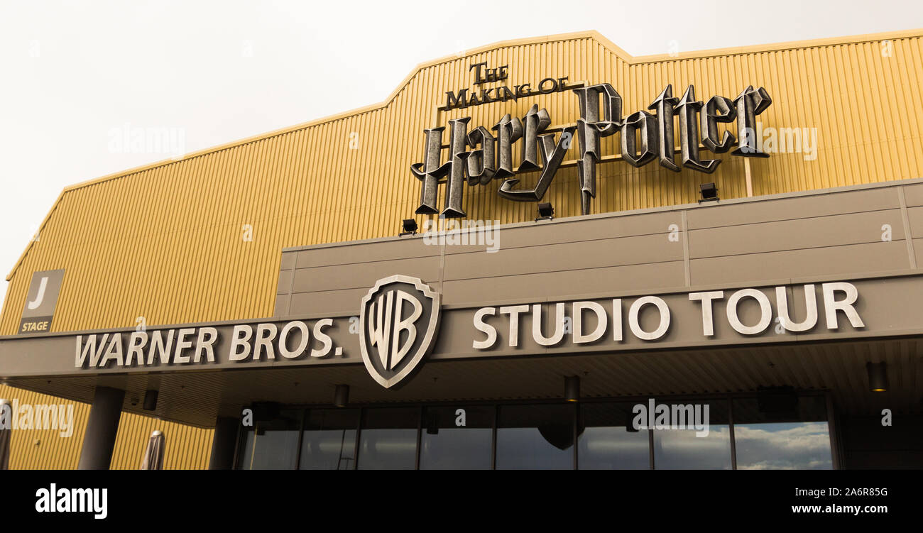 Mai 2019, Warner Bros. Studio Tour London - die Herstellung von Harry Potter (England, UK). Scharfe Nahaufnahme der Eingang des Spot in Leavesden entfernt. Stockfoto