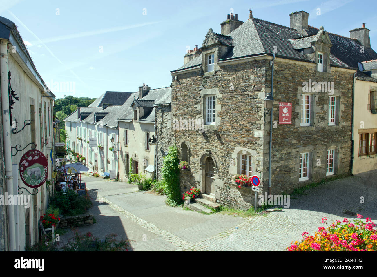 Rue, Candre Rocheforte-en-Terre Stockfoto