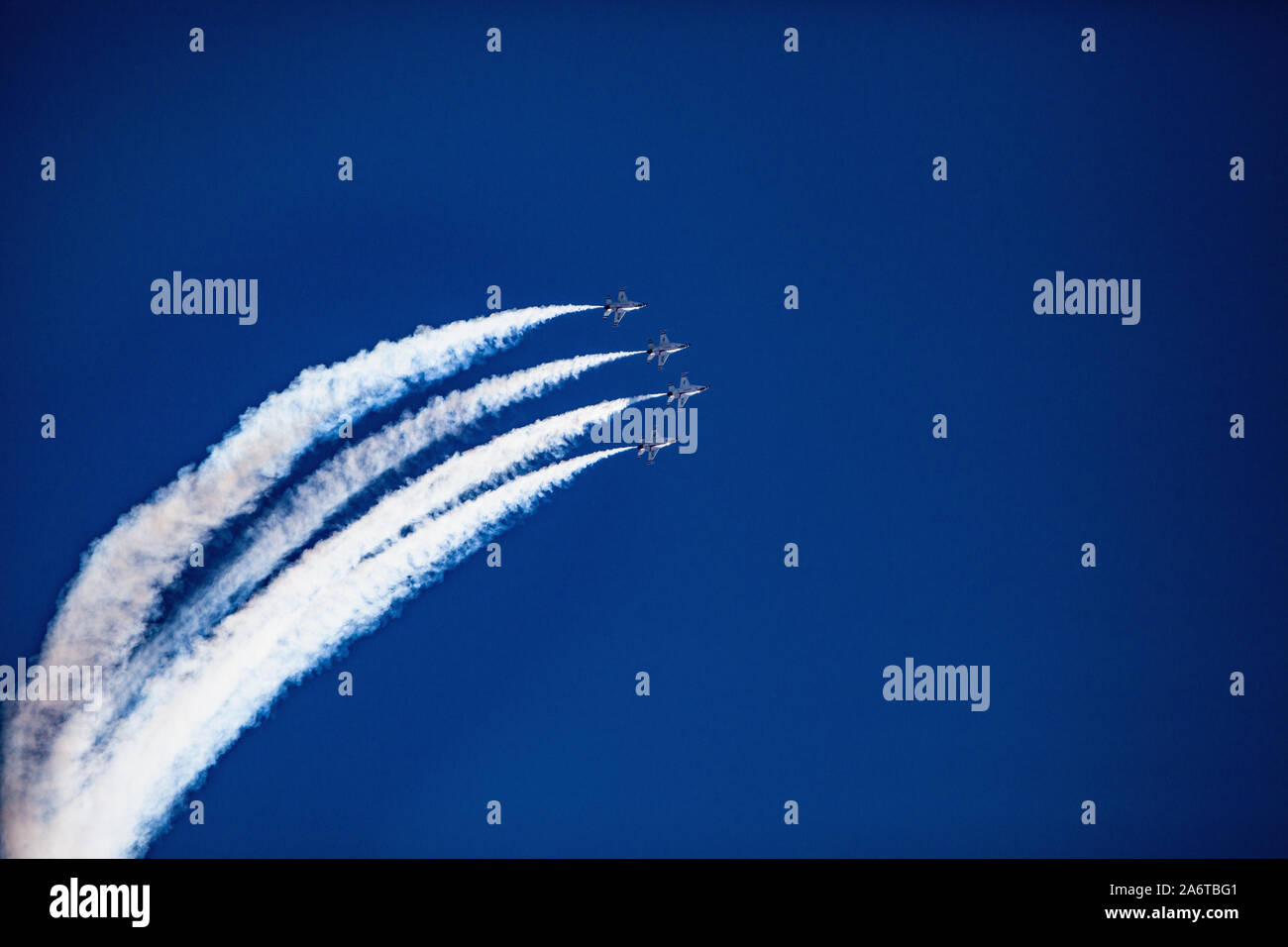 Usaf Thunderbirds am Great Pacific air show Flying Stockfoto