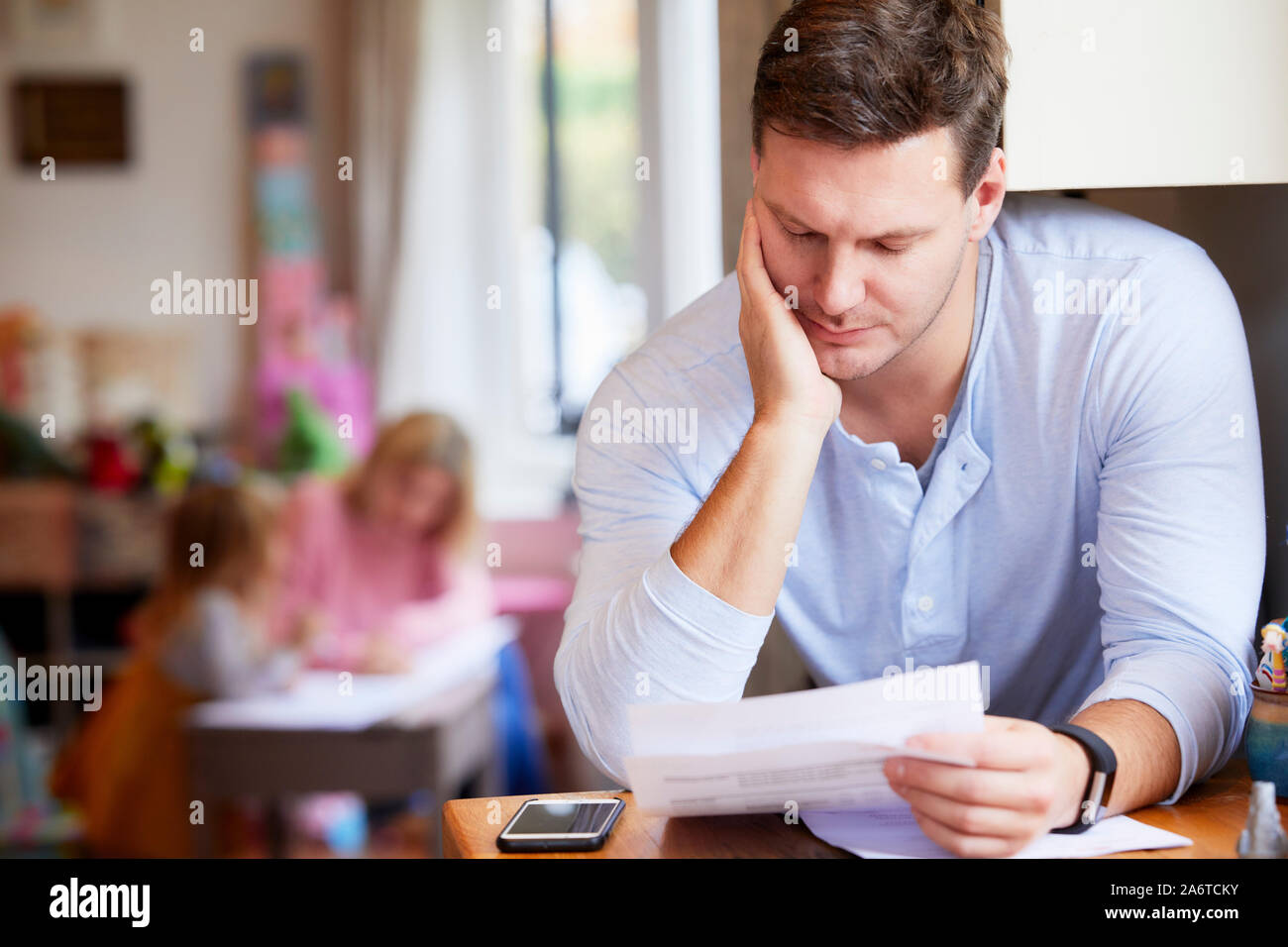 Der Mensch durch seine Wechsel Stockfoto