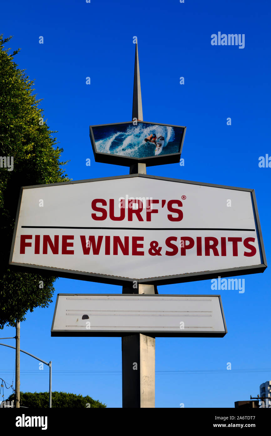 Surf's Wein und Spirituosen Werbung zu unterzeichnen, 2522 Main Street, Santa Monica, Los Angeles, Kalifornien, Vereinigte Staaten von Amerika Stockfoto