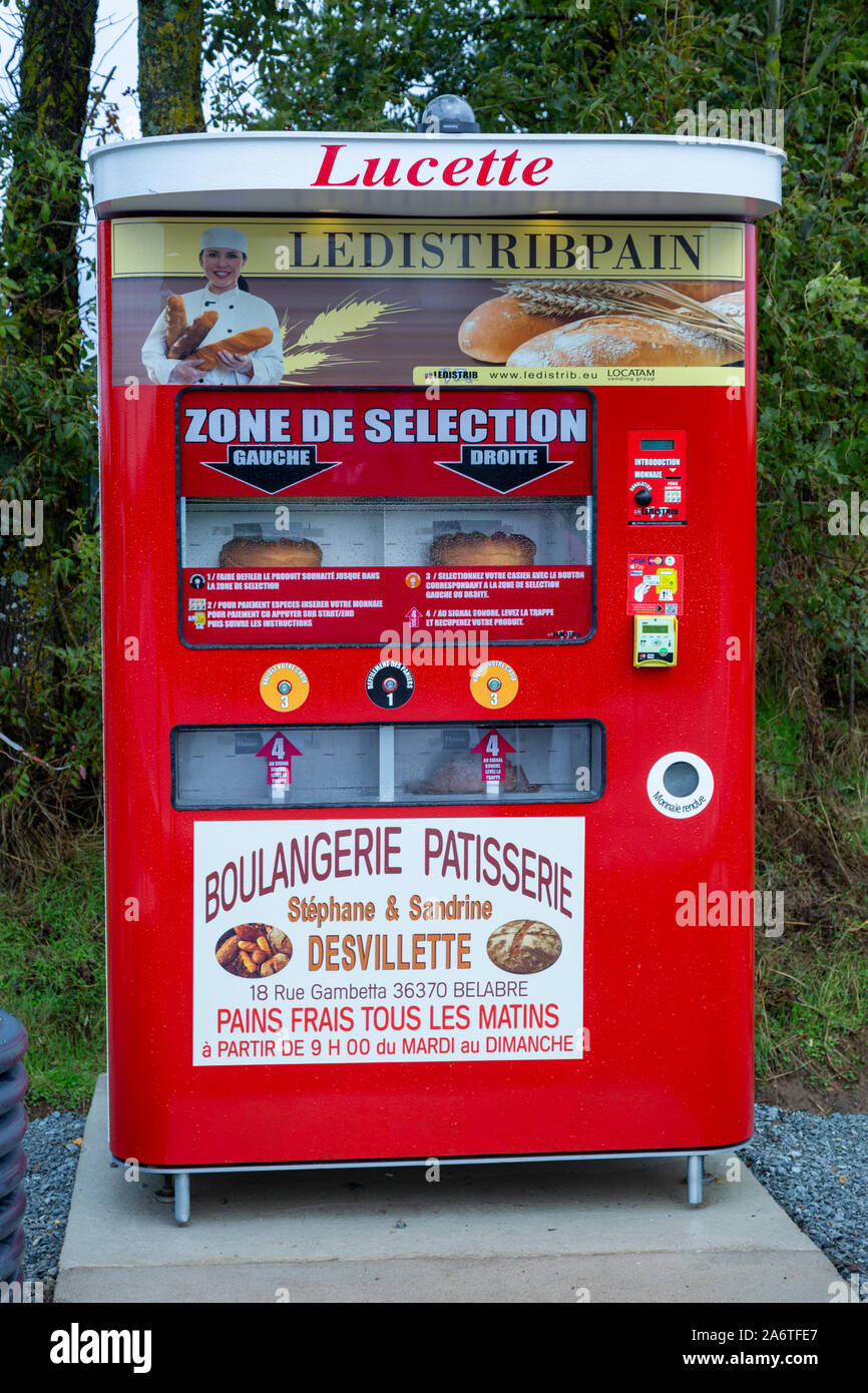 Automatische münzbetriebene Brot verkaufen Maschine, Frankreich Stockfoto