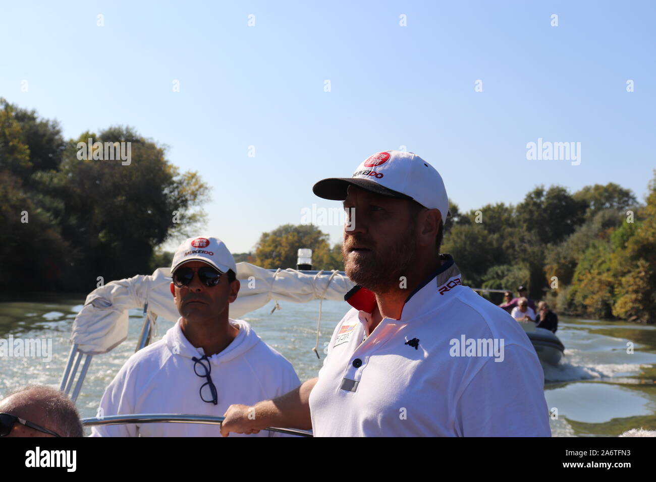 Fiume Tevere - Risalita in gommone - Roma Stockfoto