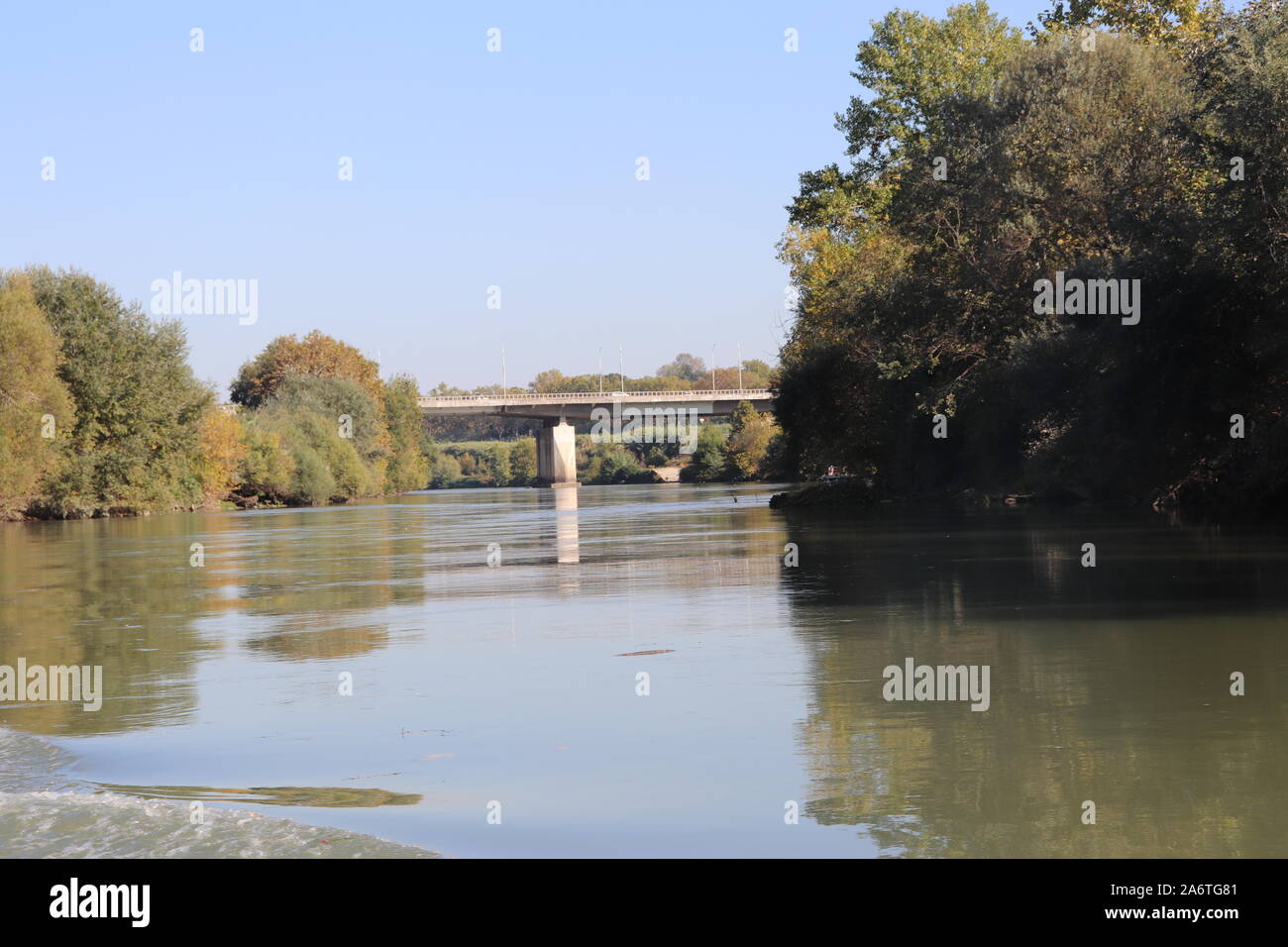 Fiume Tevere - Risalita in gommone - Roma Stockfoto