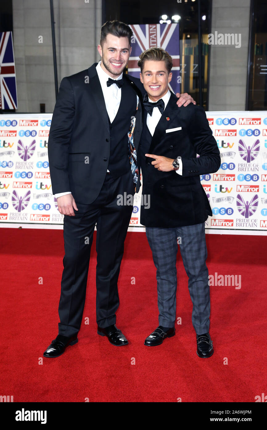 Curtis Pritchard und AJ Pritchard, Stolz von Großbritannien Auszeichnungen 2019, Grosvenor House, London, Großbritannien, 28. Oktober 2019, Foto von Richard Goldschmidt Stockfoto