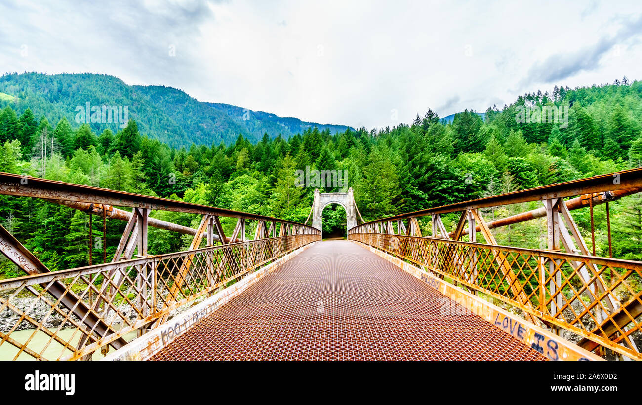 Die historische Zweite Alexandra Brücke zwischen Spuzzum und Hell's Gate entlang des Trans Canada Highway in British Columbia, Kanada Stockfoto