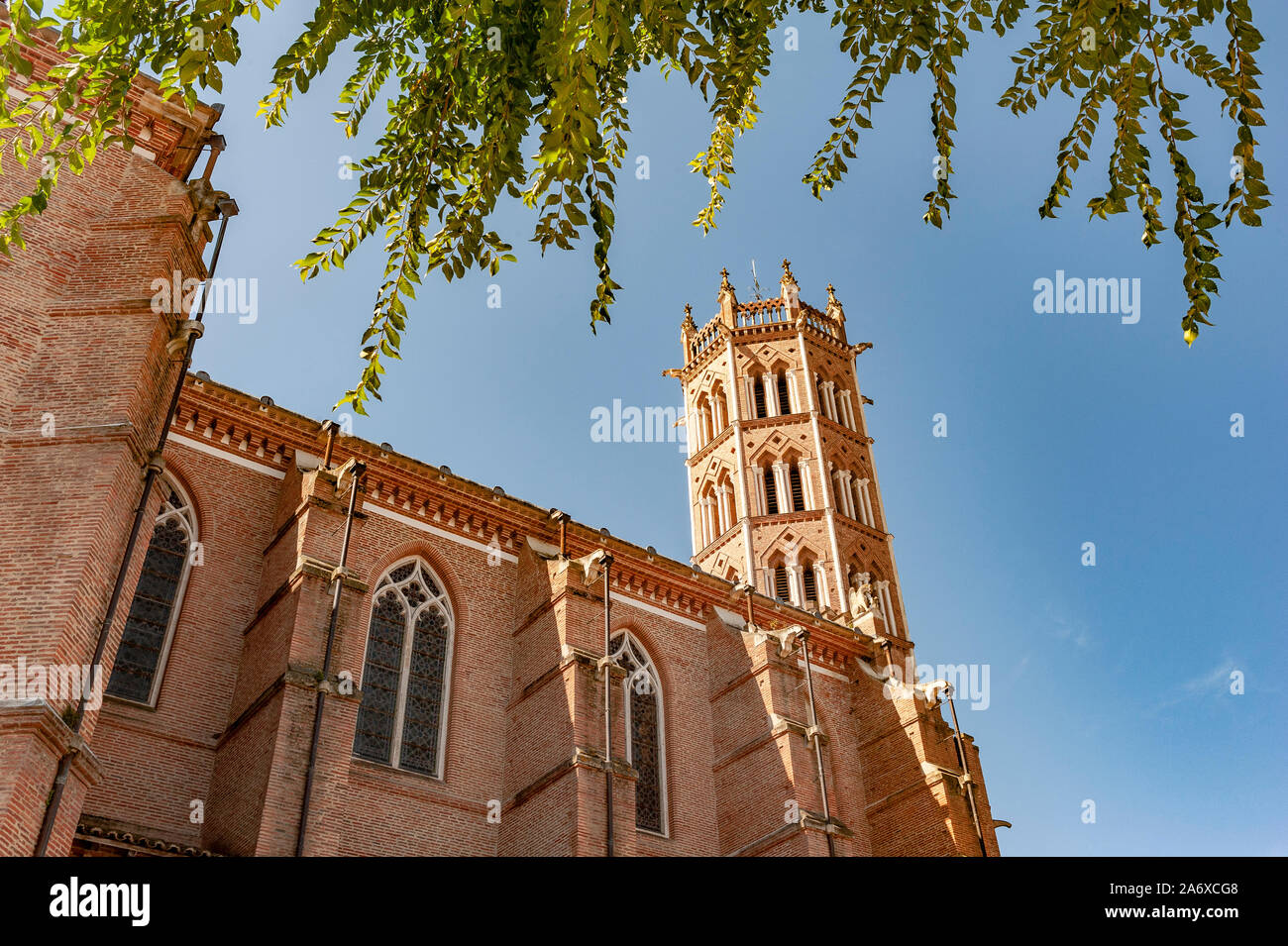 Pamiers Kathedrale ist paradebeispiel von Toulouse aus rotem Backstein Gotik beeinflusst, Südfrankreich. Stockfoto
